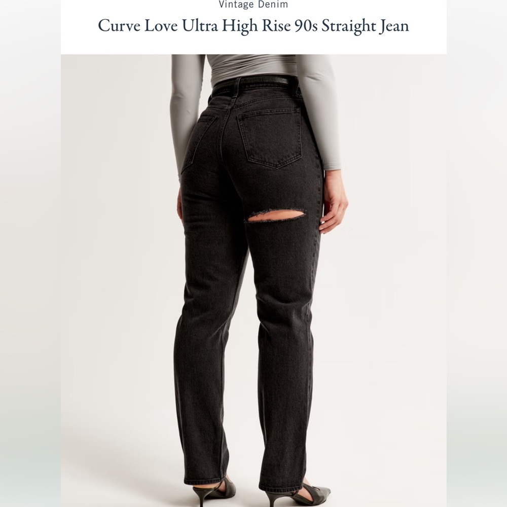 Abercrombie Curve Love Ultra High Rise 90s Straight Jean